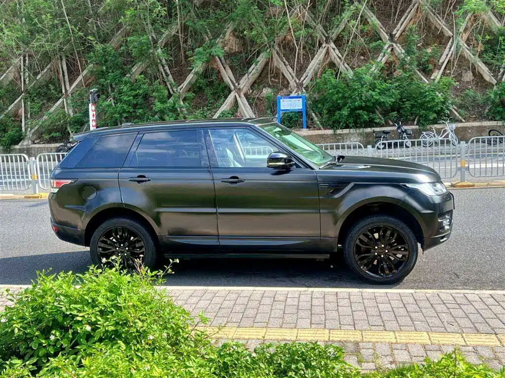 Land Rover Sport 2016 — фото 11