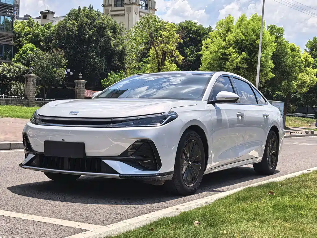 Geely Galaxy A7 EM 2025 — фото 1