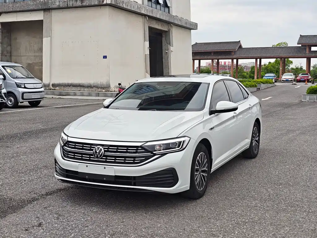 Volkswagen Sagitar 2024
