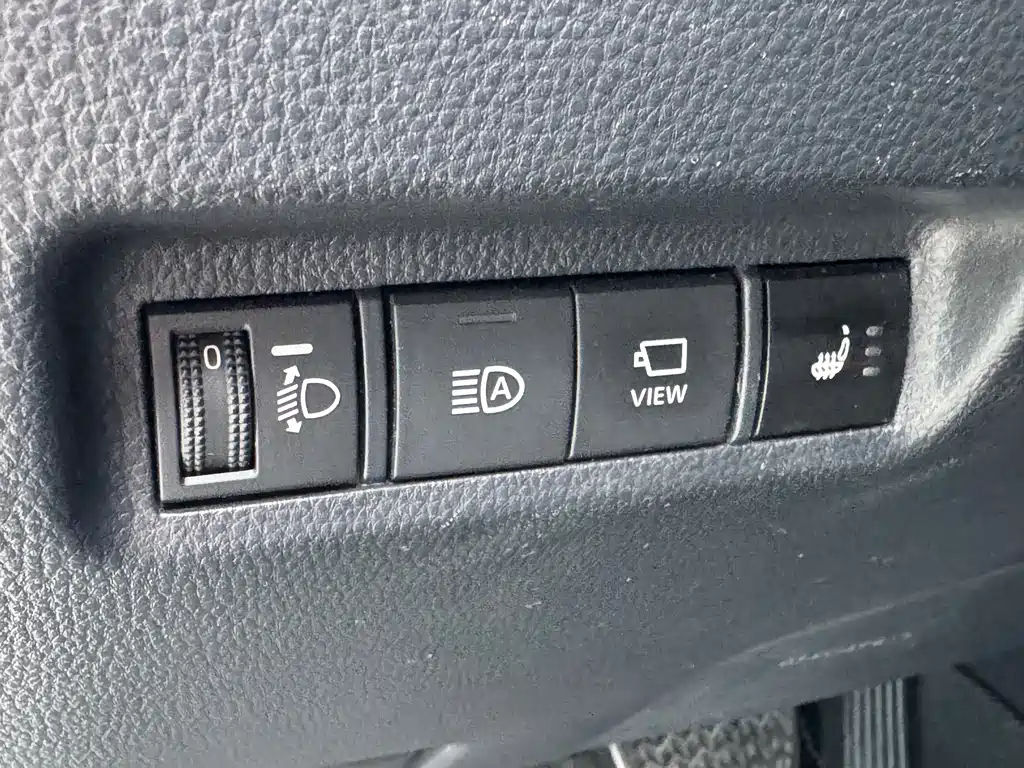 Toyota RAV4 2020 — фото 15