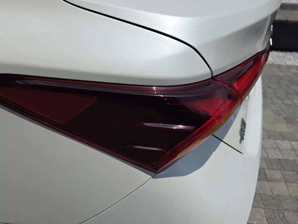 Toyota Avalon 2020 — фото 12