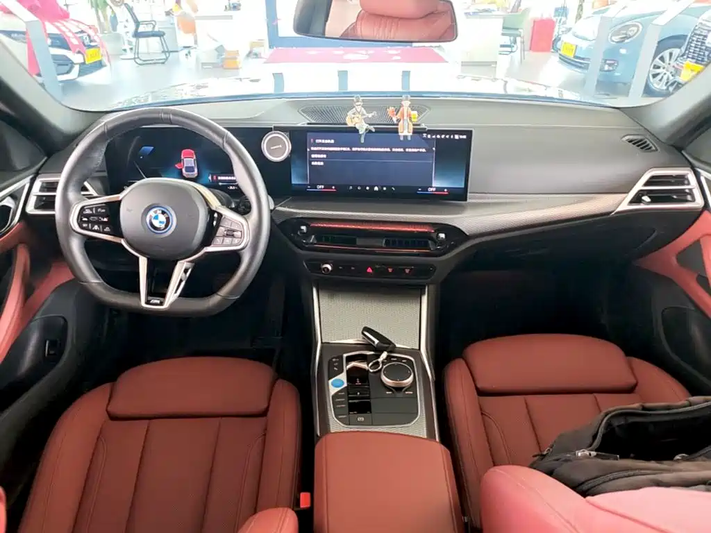 BMW i4 2026 — фото 10