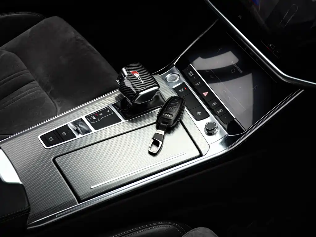 Audi A6L 2020 — фото 14