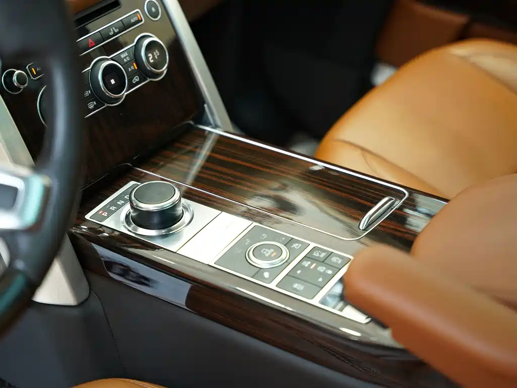 Land Rover Range Rover 2015 — фото 22