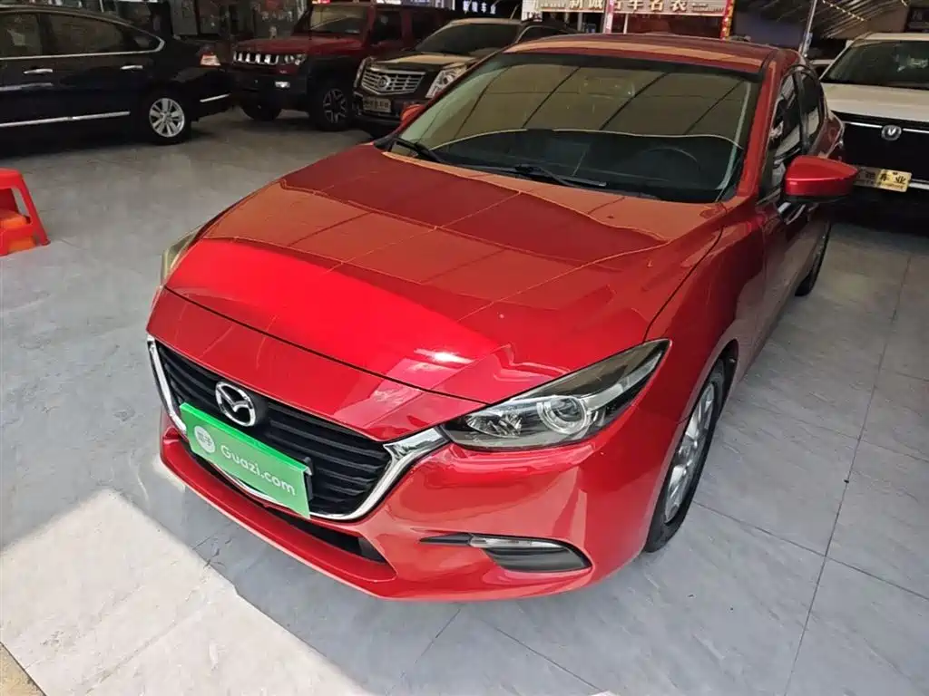 Mazda 3 Axela 2019 — фото 1