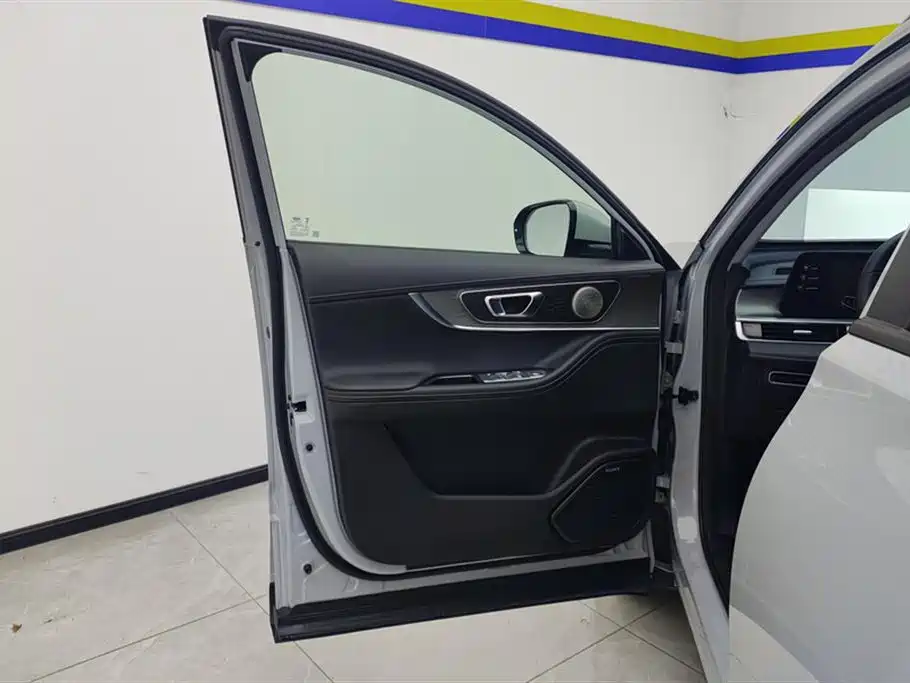 Chery Tiggo 8 PRO 2023 — фото 7