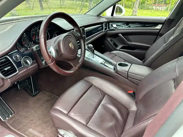 Porsche Panamera 2014