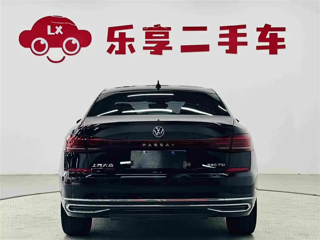 Volkswagen Passat 2022