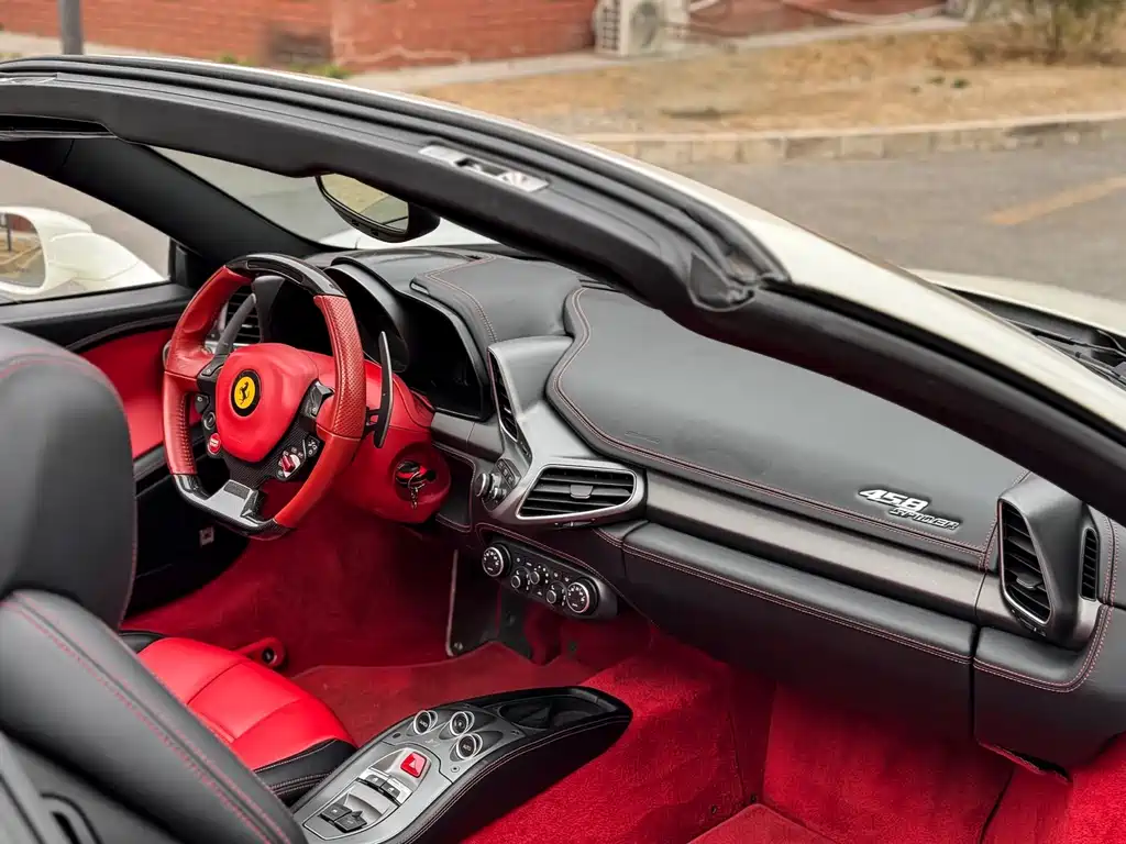 Ferrari 458 2014 — фото 11