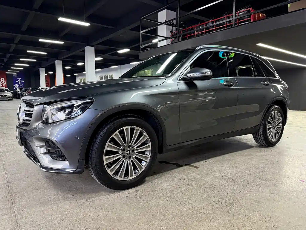 Mercedes-Benz GLC 2017 — фото 1