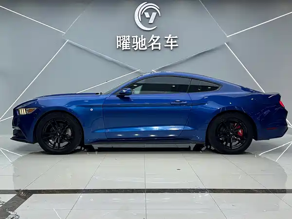 Ford Mustang 2020