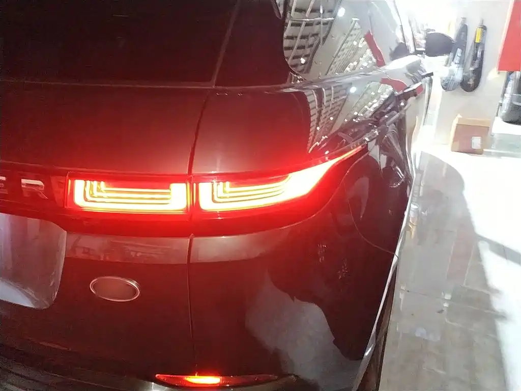Land Rover Evoque 2022 — фото 24