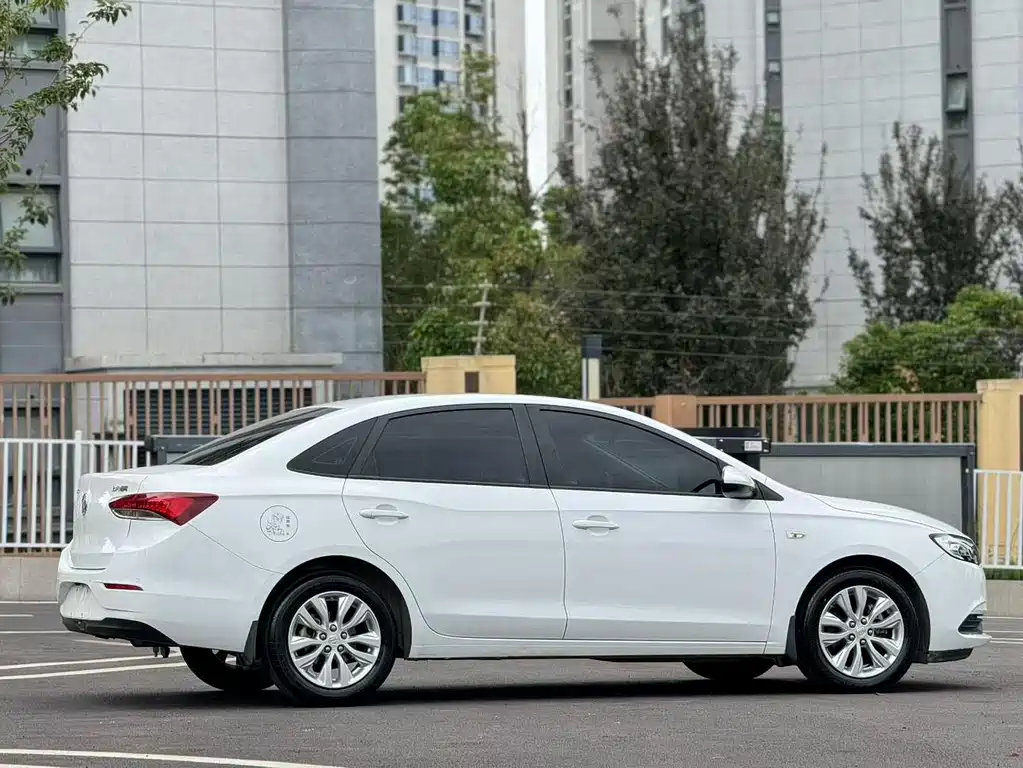 Buick Excelle 2022