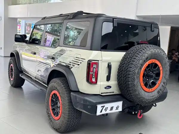 Ford Bronco 2025