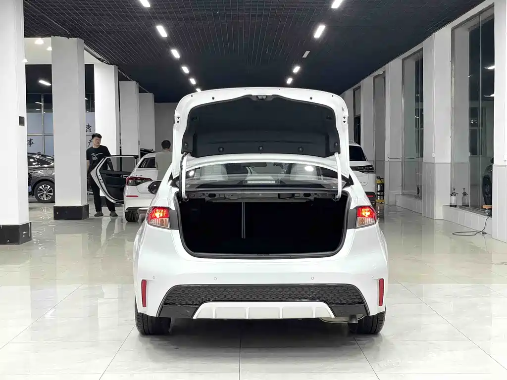 Toyota Levin 2022 — фото 16