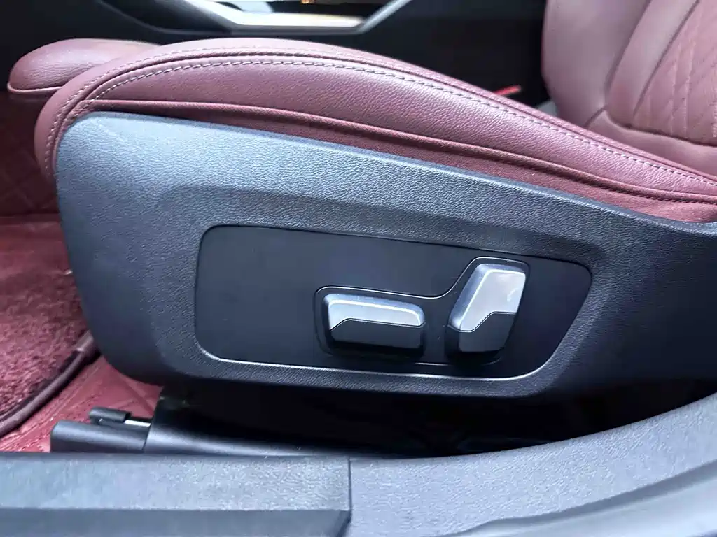 BMW 3 Series 2023 — фото 14