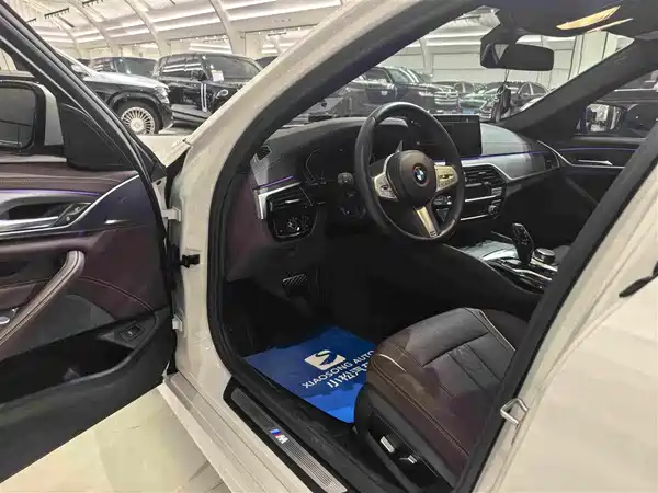 BMW 5 Series 2024