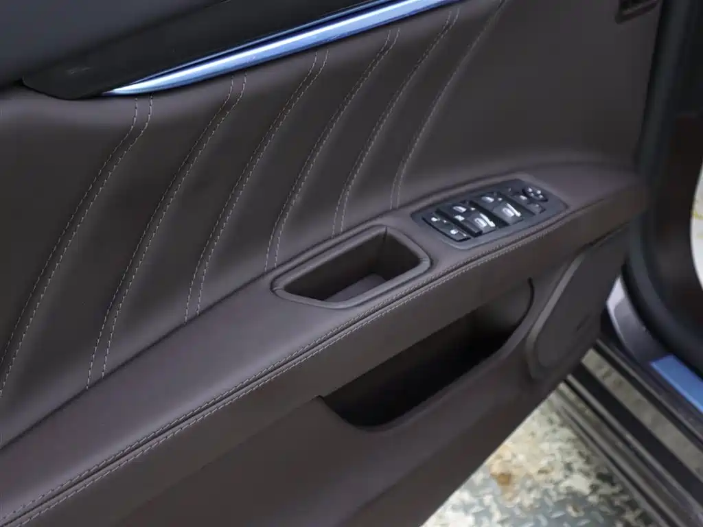 Maserati Ghibli — фото 19