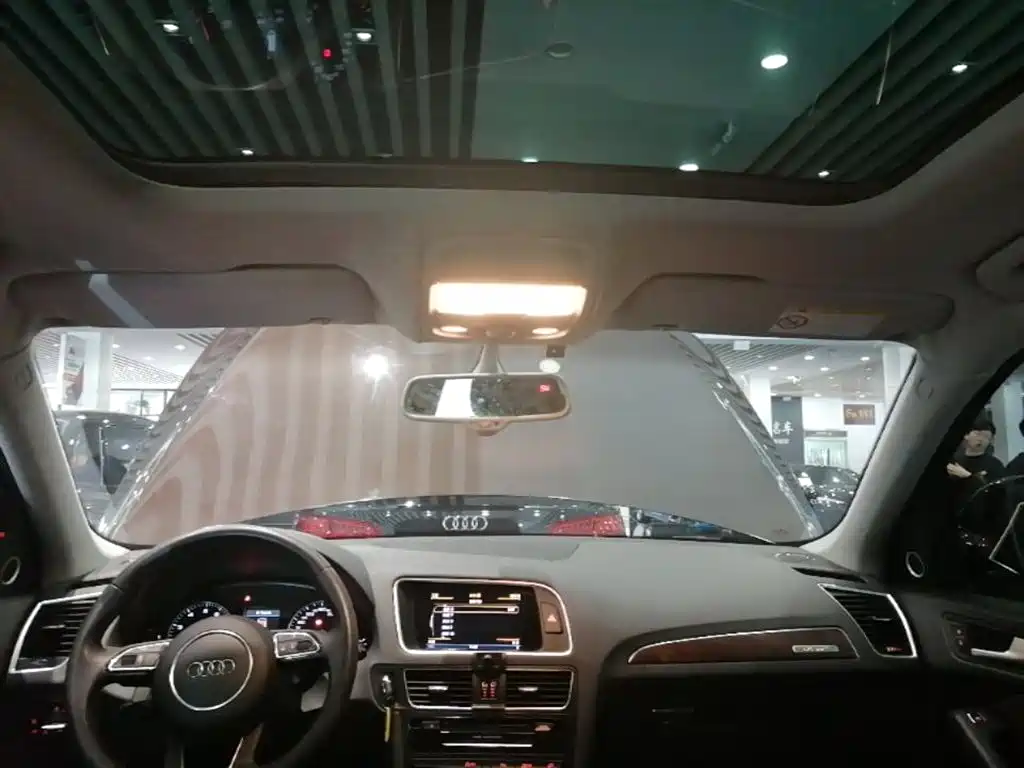 Audi Q5 2017 — фото 18