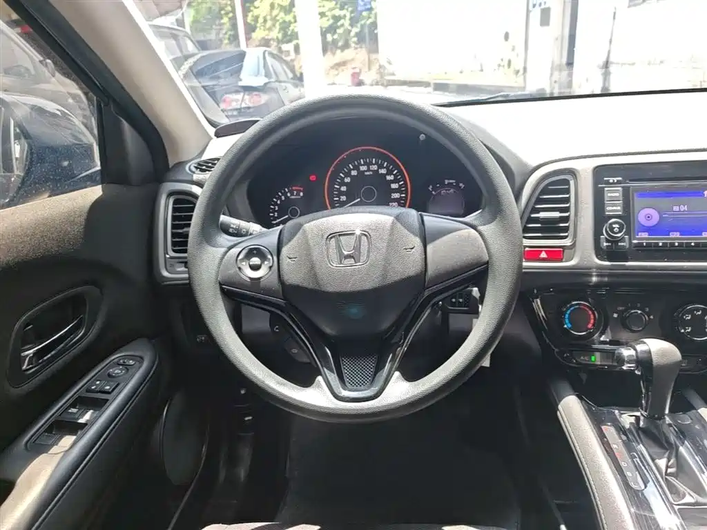 Honda Vezel 2017 — фото 11