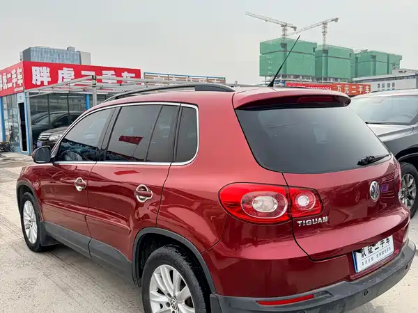 Volkswagen Tiguan 2011