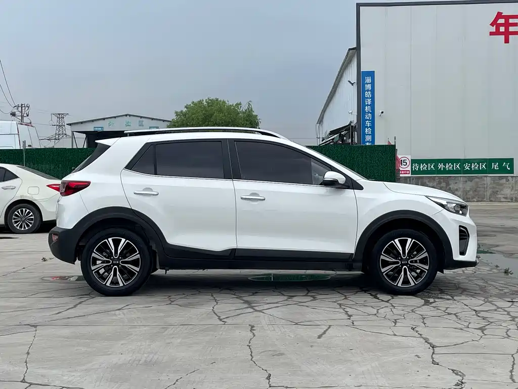 Kia KX1 2020 — фото 7