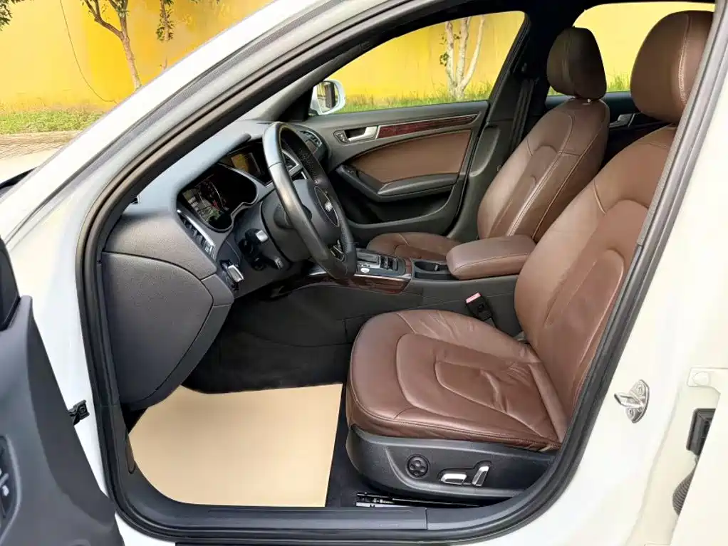 Audi A4L 2016