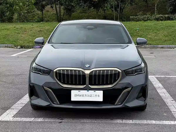 BMW 5 Series 2024