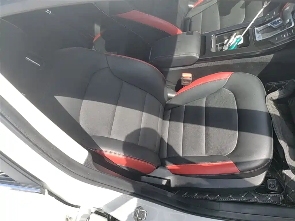 Geely Emgrand GS 2020 — фото 25