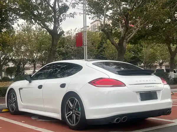 Porsche Panamera 2011