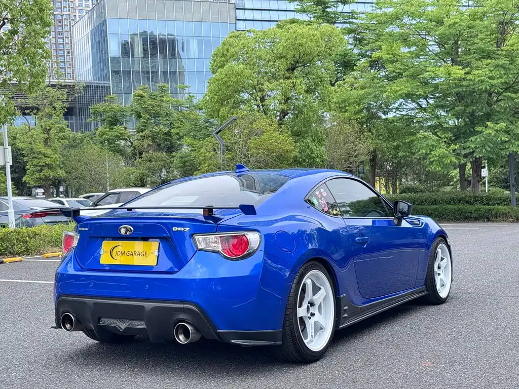 Subaru BRZ 2017 — фото 3