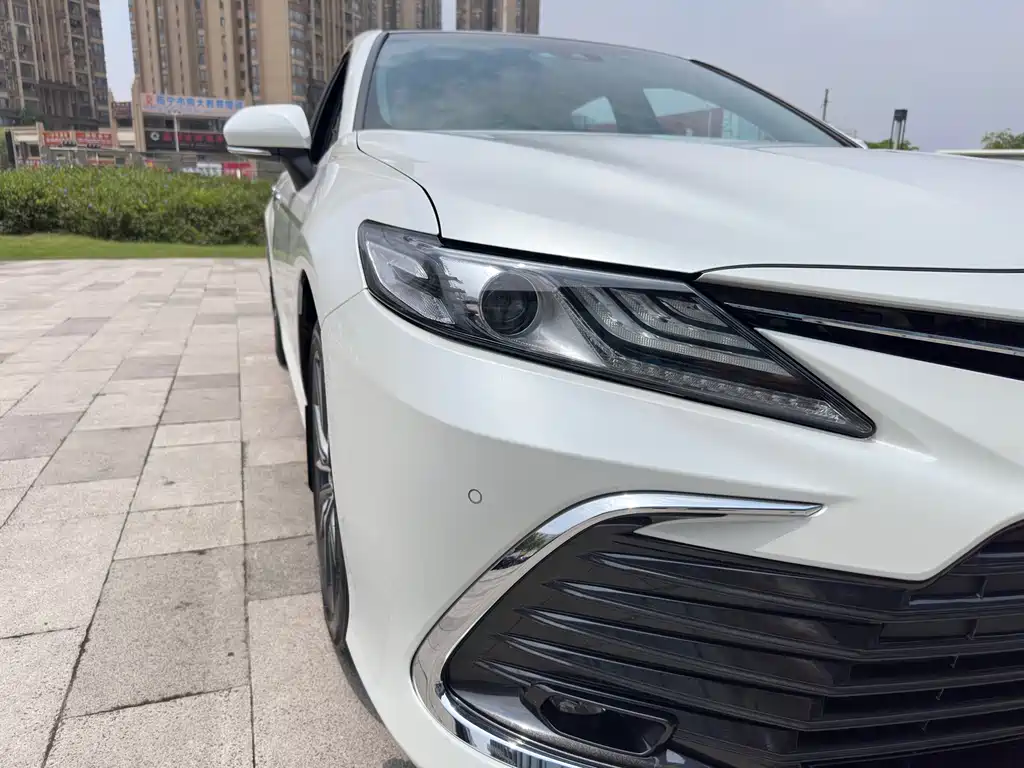 Toyota Camry 2021 — фото 29