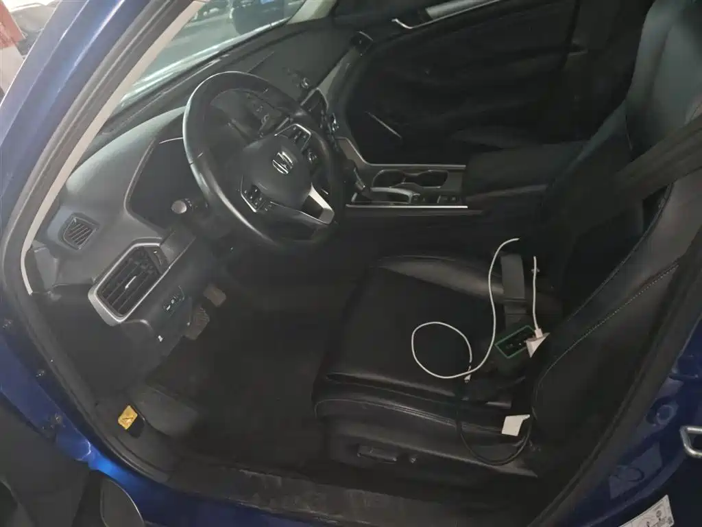 Honda Accord 2019 — фото 15