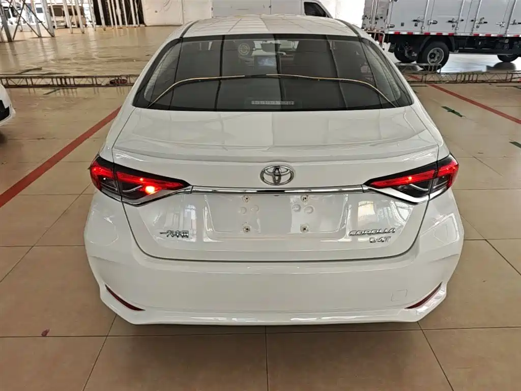 Toyota Corolla 2019 — фото 6