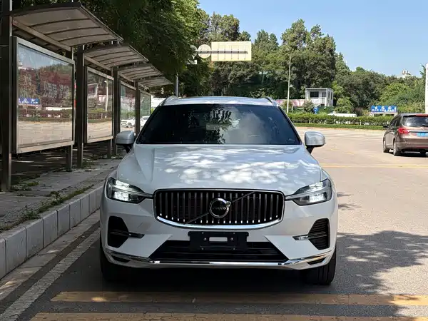 Volvo XC60 2024