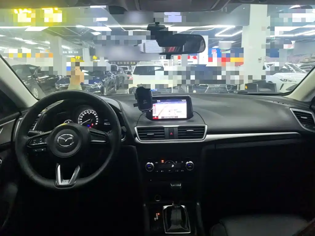 Mazda 3 Angkesela 2019 — фото 10
