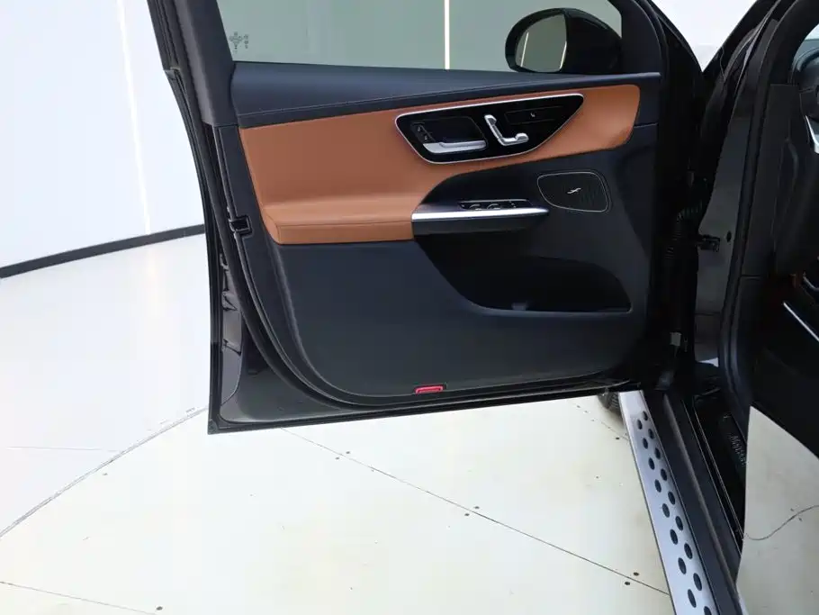 Mercedes-Benz GLC 2025 — фото 27
