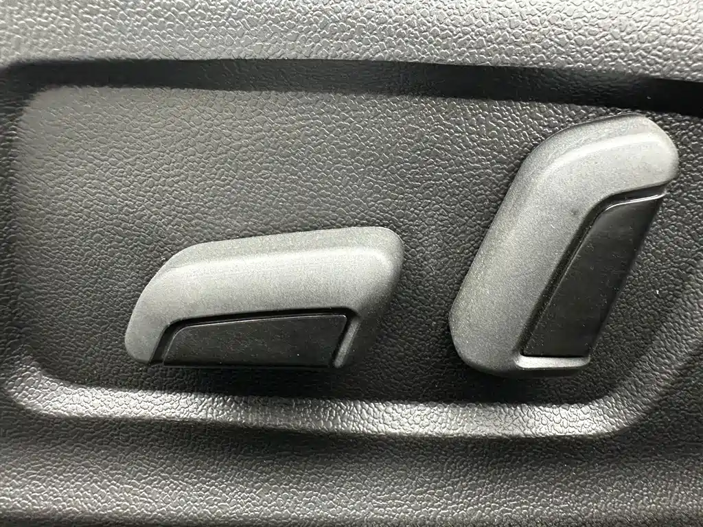 Hyundai Elantra 2023 — фото 13