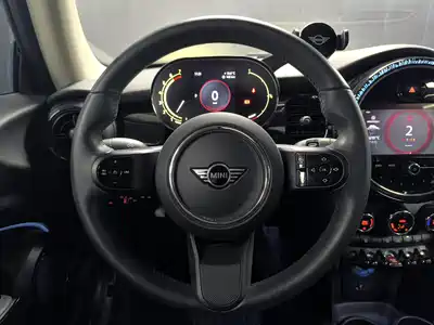 MINI MINI 2023