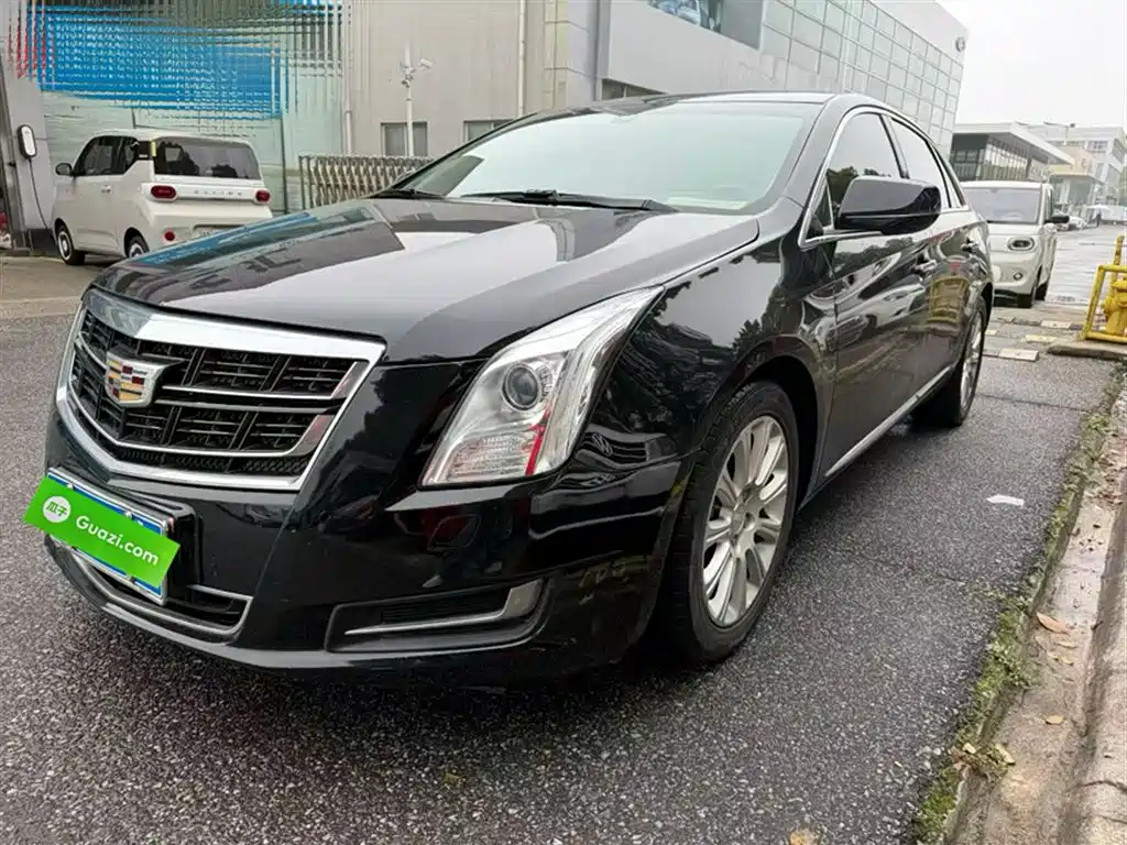 Cadillac XTS 2017 — фото 1