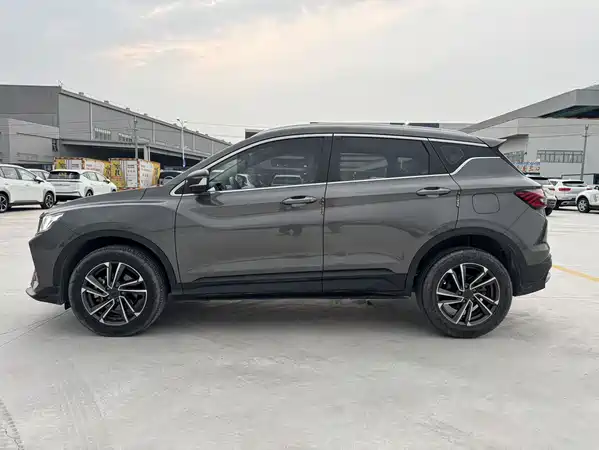 Geely Binyue 2021
