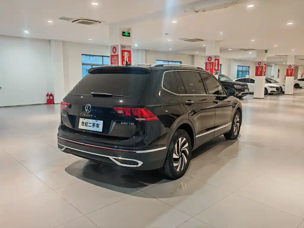 Volkswagen Tiguan L 2022 — фото 17