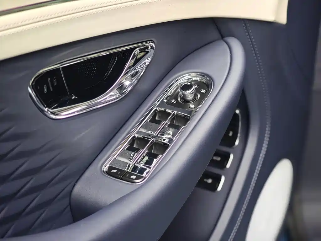 Bentley Continental — фото 8