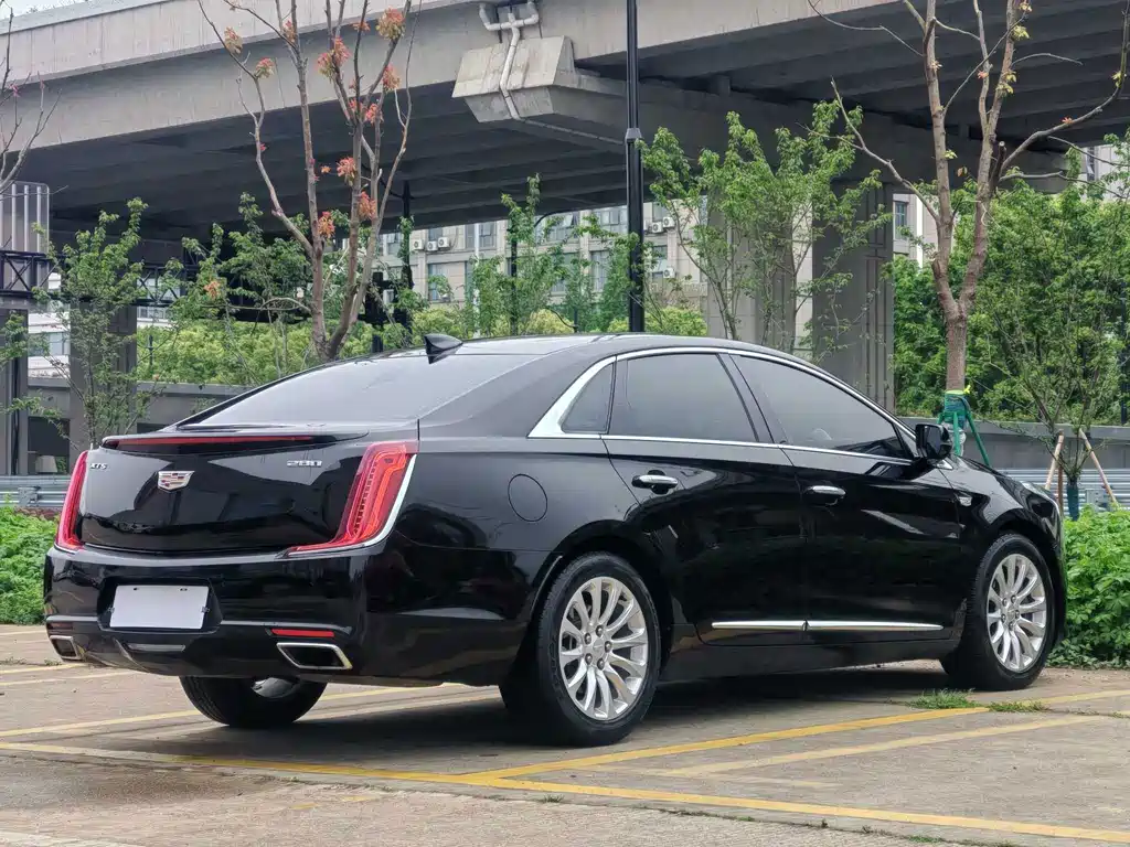 Cadillac XTS 2019 — фото 5