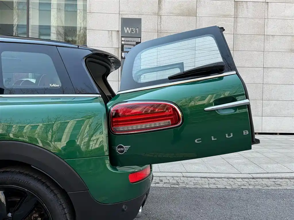 MINI Clubman 2021 — фото 12