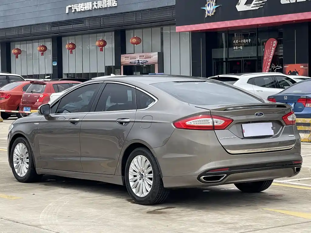 Ford Mondeo 2014 — фото 6