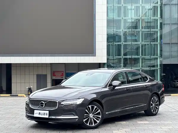 Volvo S90 2024