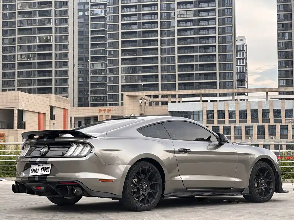 Ford Mustang 2018 — фото 7