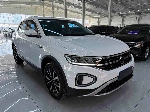 Volkswagen T-Roc 2023