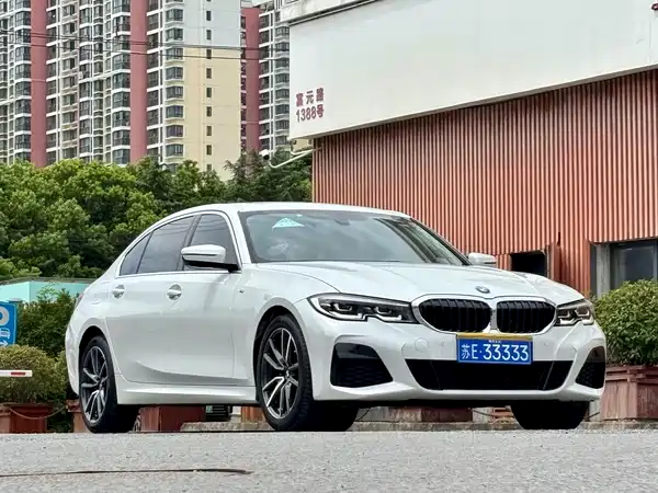 BMW 3 Series 2021